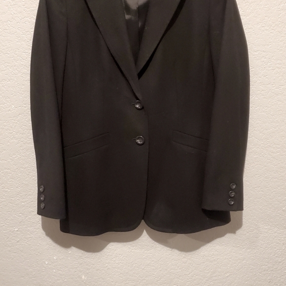 Talbots Black Italian Wool Blazer Jacket Classic Notched Lapels 2 Button Size 6 - Picture 3 of 9